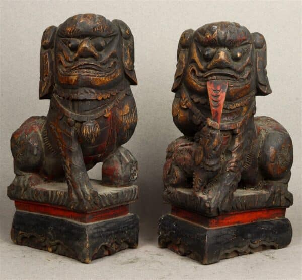 Foo Lions (pair)